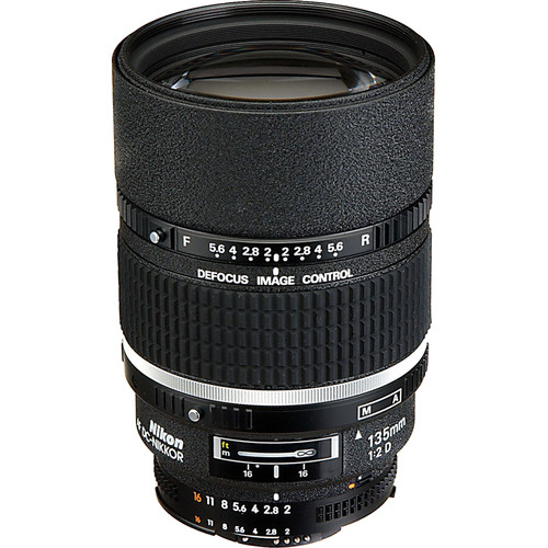 Nikon AF DC-NIKKOR 135mm f/2D Lens