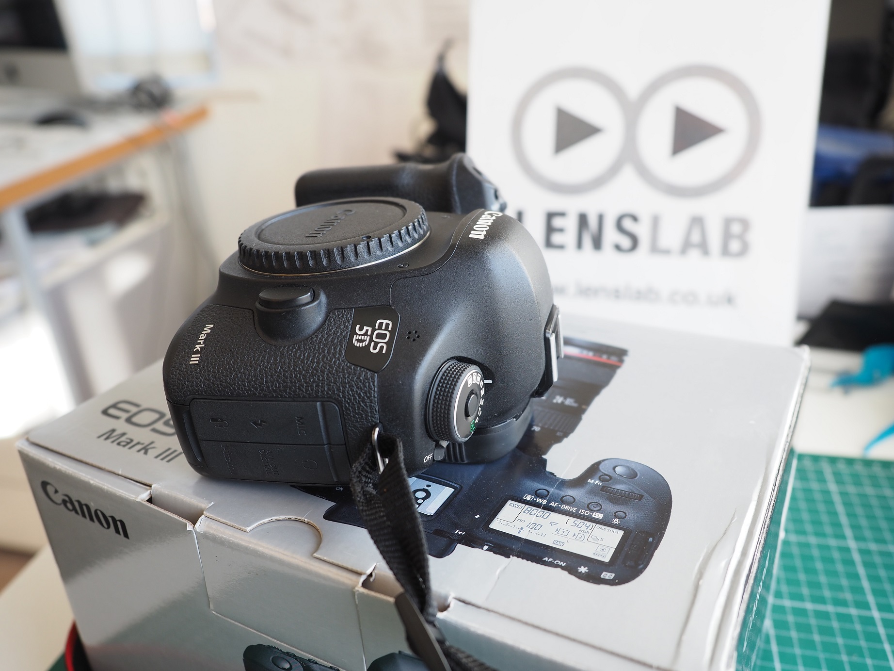 Canon EOS 5D Mark III Digital SLR Camera Body